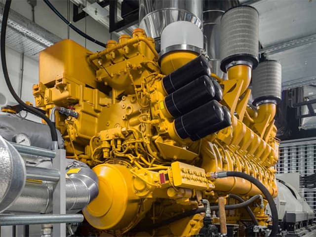 Air starters on diesel and natural gas power generators.